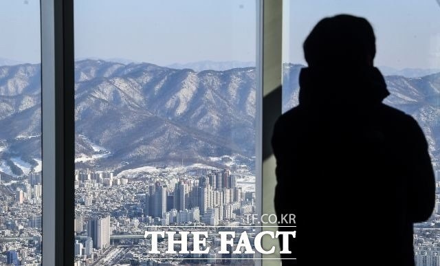 한국은행·금융당국이 발표한 4월중 가계대출 동향(잠정)에 따르면 지난달 전 금융권 가계대출은 전월 대비 5조3000억원 늘었다. /더팩트 DB