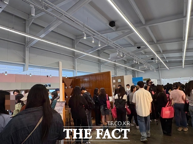 넥스트 뷰티존에서는 13개의 브랜드가 부스를 운영한다. /문화영 기자