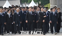  '대통령 궐위' 정국…5·18민주화운동 기념식 엄수 [TF사진관]