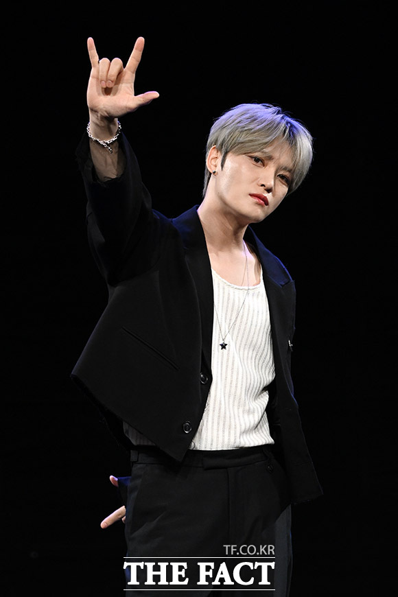 김재중 록스타로 화려한 컴백