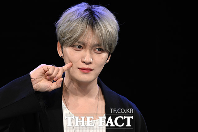 내친김에 볼 콕 포즈까지!