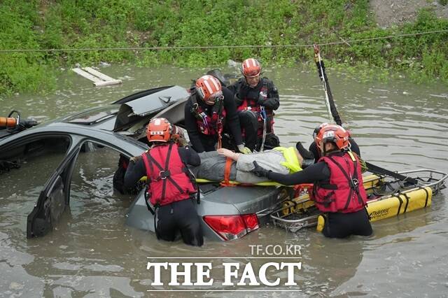 하천변 침수사고 구조./서울시