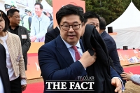  '홈플러스 사태' 김병주 MBK 회장 출국정지