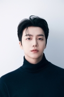  펜타곤 진호, 새 둥지 찾았다…나윤권·우석과 한솥밥