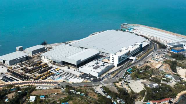 HD현대건설기계는 20일 울산 동구 울산캠퍼스에서 스마트팩토리 준공식을 개최했다. HD현대건설기계 울산캠퍼스 전경. /HD현대건설기계