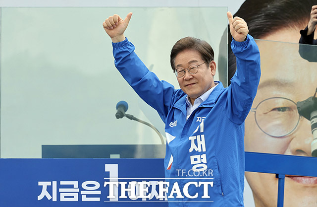 고양 찾아 지지 호소하는 이 후보.