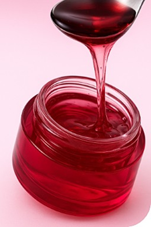 씨앤씨인터내셔널이 스킨케어와 하이브리드 신제품을 선보인다. /씨앤씨인터내셔널