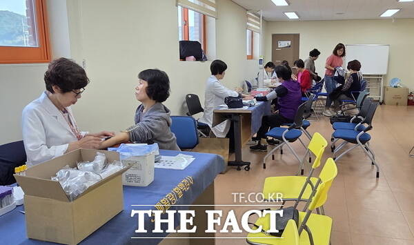 계룡시가 여성농업인을 대상으로 맞춤형 건강검진을 실시하고 있다./계룡시