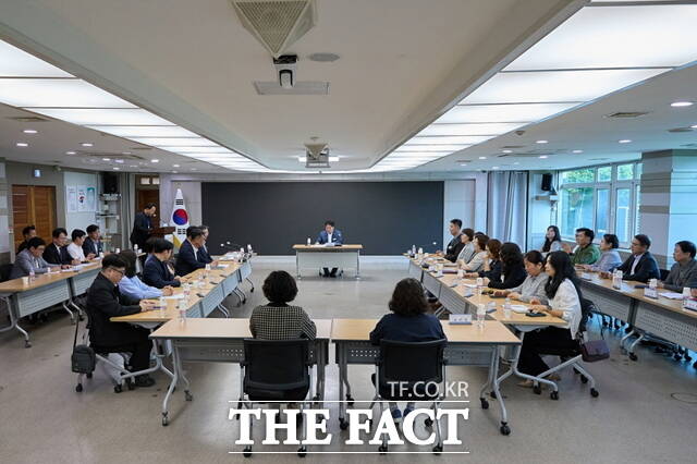 20일 ‘대한주택관리사협회 충남도회 및 아산지부’ 간담회 모습.아산시