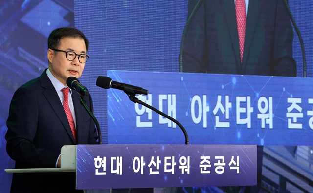 조재천 현대엘리베이터 대표이사가 21일 오후 현대엘리베이터 충주 본사에서 진행된 '현대 아산타워' 준공식에서 환영사를 하고 있다. /현대엘리베이터