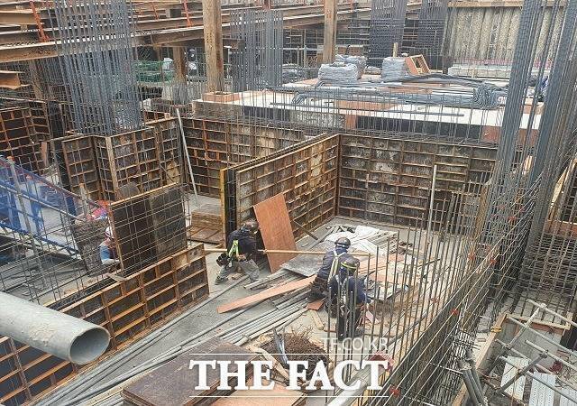 대한건설협회는 기획재정부와 국토교통부에 내년도 SOC 예산을 30조원 이상 편성해달라고 요구했다. /더팩트 DB