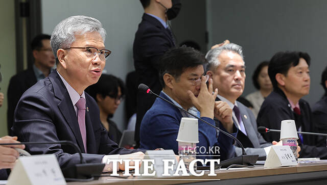 김택우 의사협회장이 발언을 하고 있다.