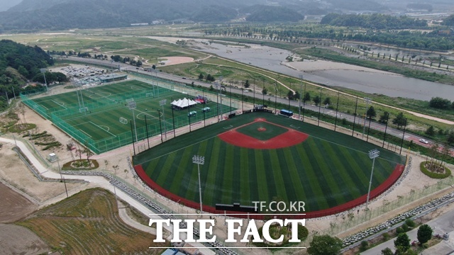 거창군 제2스포츠타운 전경. /거창군