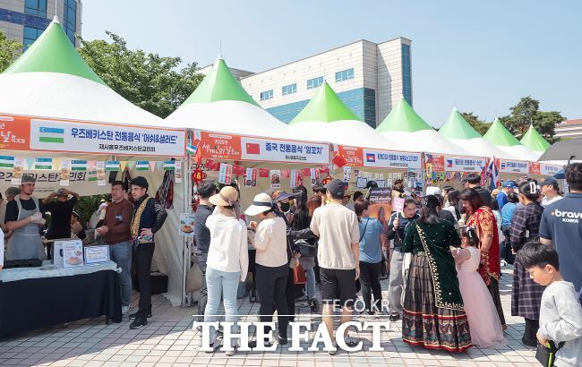 세계인의 날 축제 행사 모습. /시흥시