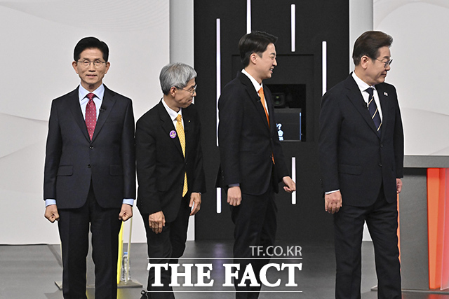 이재명 후보의 발언은 지난 18일 진행된 첫 대선 후보 토론회에서 문제가 됐다. /국회사진취재단