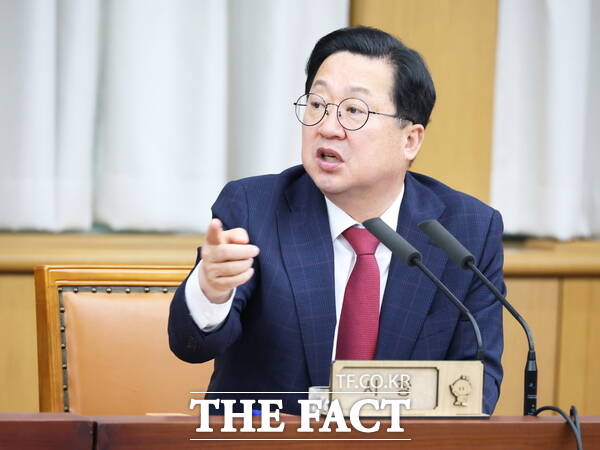 이장우 대전시장이 26일 주간업무회의를 주재하고 있다. /대전시