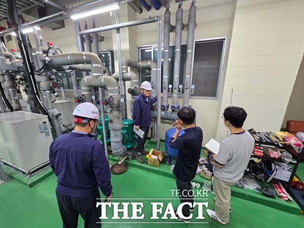 대전시 관계자들이 관내 사업장들을 대상으로 2025년 상반기 위험성 평가를 실시하고 있는 모습./대전시