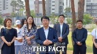  문진석 민주당 충남도당위원장, 홍성서 사전투표 진행