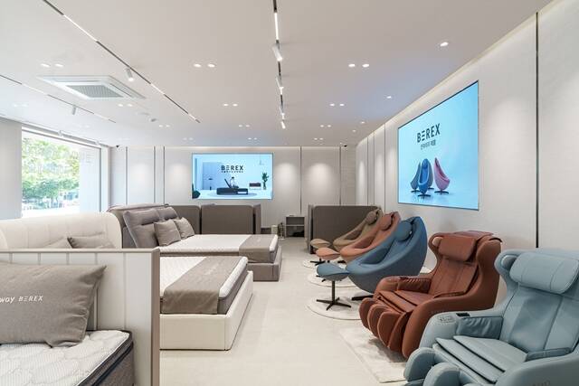 코웨이가 최근 충북 청주시 서원구에 브랜드 체험·판매 매장 코웨이 갤러리 청주 직영점을 오픈했다. /코웨이