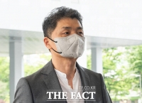  '자본시장법 위반' 혐의 공판 출석하는 카카오 김범수 [TF사진관]
