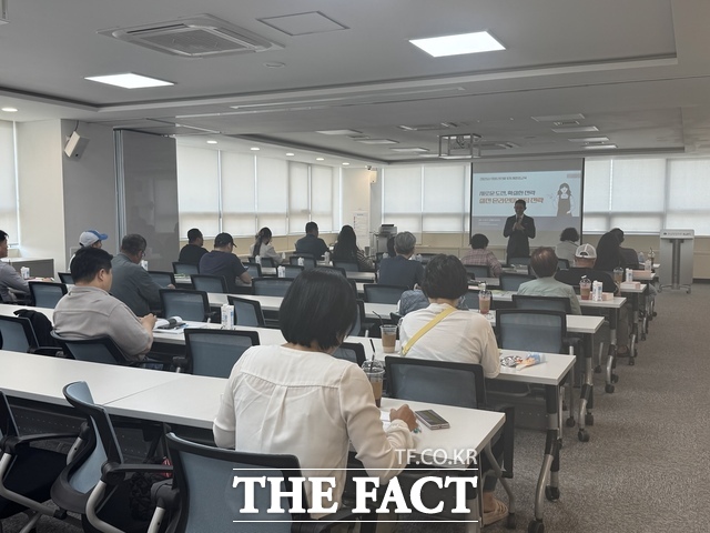 30일 천안 소재 충남창업마루나비에서 2025년 제1회차 희망리턴패키지 재창업교육이 진행되고 있다. /충남신보