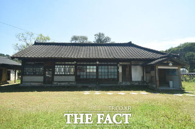 충남도 등록문화유산으로 등록된 금산군 복수면에 있는 배천조씨 종택. /충남도