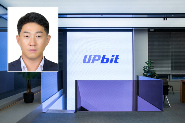 이석우 대표가 8년 만에 두나무 대표직에서 물러나는 가운데 후임에는 오경석 팬코 대표(왼쪽 위 작은 사진)가 내정됐다. /두나무