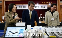  투표지분류기 모의시험 점검하는 노태악 중앙선관위원장 [TF사진관]