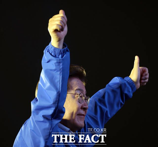 지상파 3사(KBS·MBC·SBS)는 3일 밤 이재명 더불어민주당 대선 후보의 다선이 확실시된다고 밝혔다. /배정한 기자