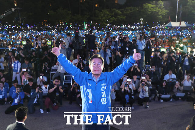 제21대 대통령에 당선된 이재명 더불어민주당 대선 후보는 중앙선거관리위원회가 전체위원회의에서 당선 확정 선언을 하는 즉시 임기를 시작한다. /배정한 기자