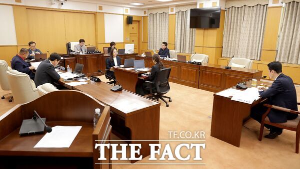 대전시의회는 4일 대전·충남 행정통합 특별위원회 제2차 회의를 열었다./대전시의회