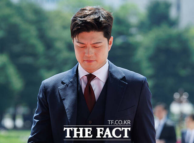 김용태 국민의힘 비상대책위원장이 4일 오전 서울 여의도 국회 로텐더홀에서 열린 제21대 대통령 취임선서에 참석하고 있다. /국회사진기자단