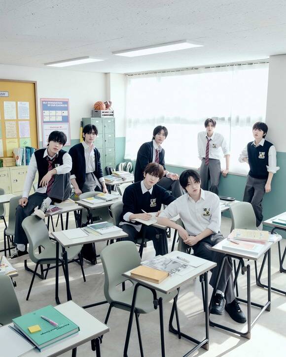 킥플립이 지난달 26일 미니 2집 Kick Out, Flip Now!를 발매했다. /JYP엔터