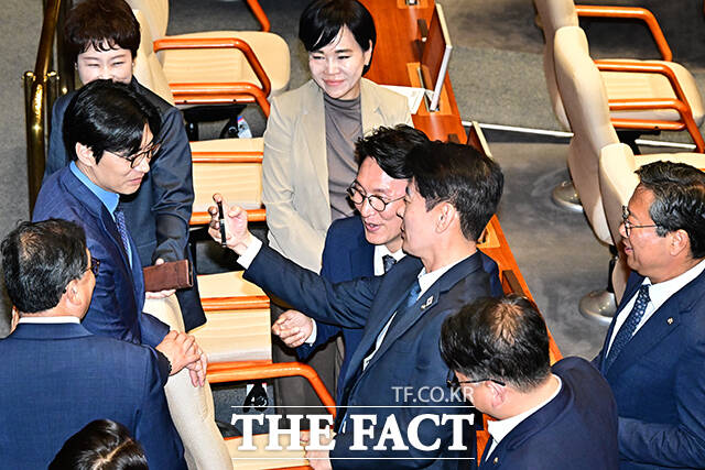 행복한 미소 짓는 김민석 국무총리 후보자.