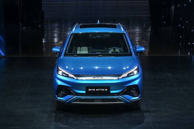 5일 업계에 따르면 BYD는 최근 중국에서 아토3를 포함한 전기차 22개 모델의 가격을 대폭 인하했다. /BYD코리아