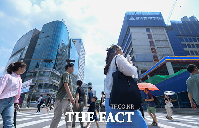 다가오는 여름은 평년보다 더운 날씨가 이어질 것으로 예상된다. 강수량은 6월엔 평년보다 많겠고 7월과 8월에는 평년과 비슷하겠다. /장윤석 기자