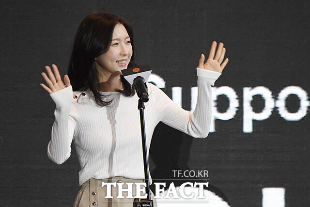 배우 주현영이 드라마 촬영을 위해 이동하던 중 교통사고를 당했다. 경미한 부상을 입은 그는 당분간 휴식과 치료에 전념할 예정이다. /더팩트 DB