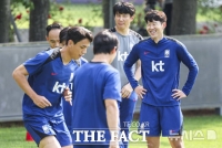  [현장FACT] 손흥민·이강인 '활짝'...홍명보호, 파주 NFC 훈련 '웃음꽃 만발'