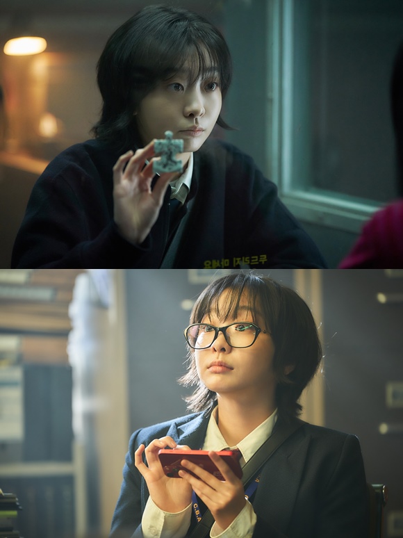 배우 김다미가 나인 퍼즐을 시작으로 대홍수 백번의 추억 등으로 열일 행보를 이어간다. 이에 김다미는 자신의 작품 선정 기준을 전하며 후회가 남지 않는 작품을 하는 배우로 성장하고 싶다는 바람을 밝혔다. /월트디즈니 컴퍼니 코리아
