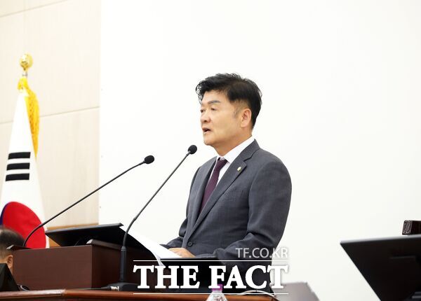 대전시 유성구의회는 9일 19일간 일정으로 제278회 정례회를 개회했다. 김동수 의장이 개회를 선언하고 있다. /유성구의회