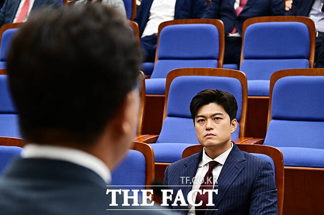 거대 여당의 입법 드라이브 예고에도 국민의힘은 이를 신경 쓸 겨를이 없어 보인다. 차기 지도부 체제를 둘러싼 당내 내홍을 해결하기에 급급하기 때문이다. /배정한 기자