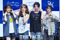  QWER의 위로, '난 네 편이야, 온 세상이 불협일지라도' [TF사진관]