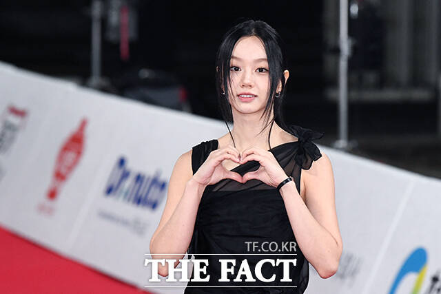 배우 혜리가 29일 지난 9일 생일을 맞아 서울아산병원 어린이병원에 5천만 원을 전달하며 따뜻한 선행을 펼쳤다. /서예원 기자