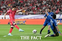  '강한 슈팅' 이한범 [포토]