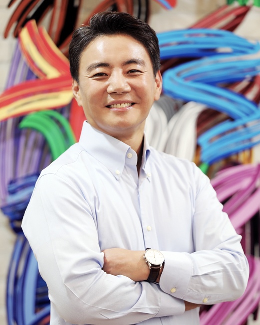 메르세데스-벤츠는 김지섭 현 메르세데스-벤츠 미국 법인 고객서비스 부문 총괄을 9월 1일자로 북미 밴 세일즈 및 마케팅 총괄로 선임한다고 11일 밝혔다. /메르세데스-벤츠