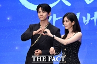  옥택연-서현 '선남선녀 비주얼' [포토]