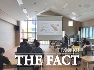 세종시교육청이 올해 실시하는 찾아가는 근로자 건강상담 프로그램장면 /세종시교육청