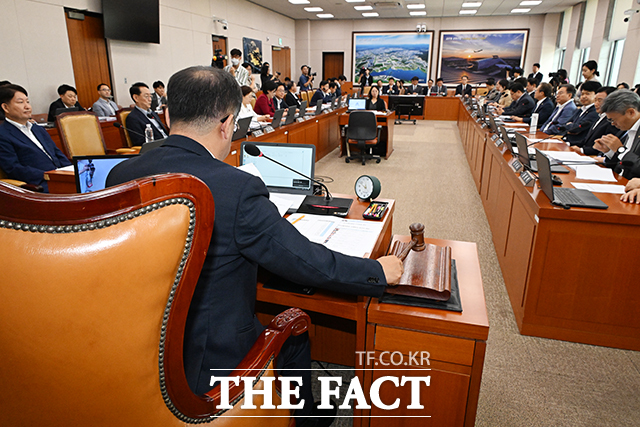 국회는 지난 2023년 제정된 전세사기 피해자 지원 및 주거 안정에 관한 특별법의 특례 기한을 2년 연장하는 개정안을 통과시켰지만, 실질적인 해결책은 여전히 요원하다. /배정한 기자