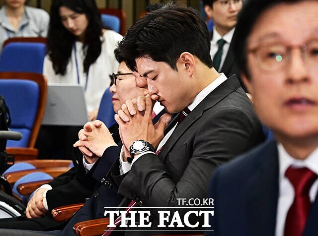 김용태 국민의힘 비상대책위원장이 13일 탄핵 반대 당론 무효화 등 5대 개혁안과 관련해 당원들의 의견을 묻는 취지의 전당원 대상 여론조사 실시를 재차 촉구했다. /배정한 기자