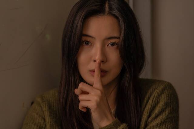 데뷔 첫 공포 스릴러에 도전하는 이선빈은 누구나 공감할 수 있는 층간소음이라는 소재가 매력적이었다고 작품을 택한 이유를 설명했다. /㈜바이포엠스튜디오